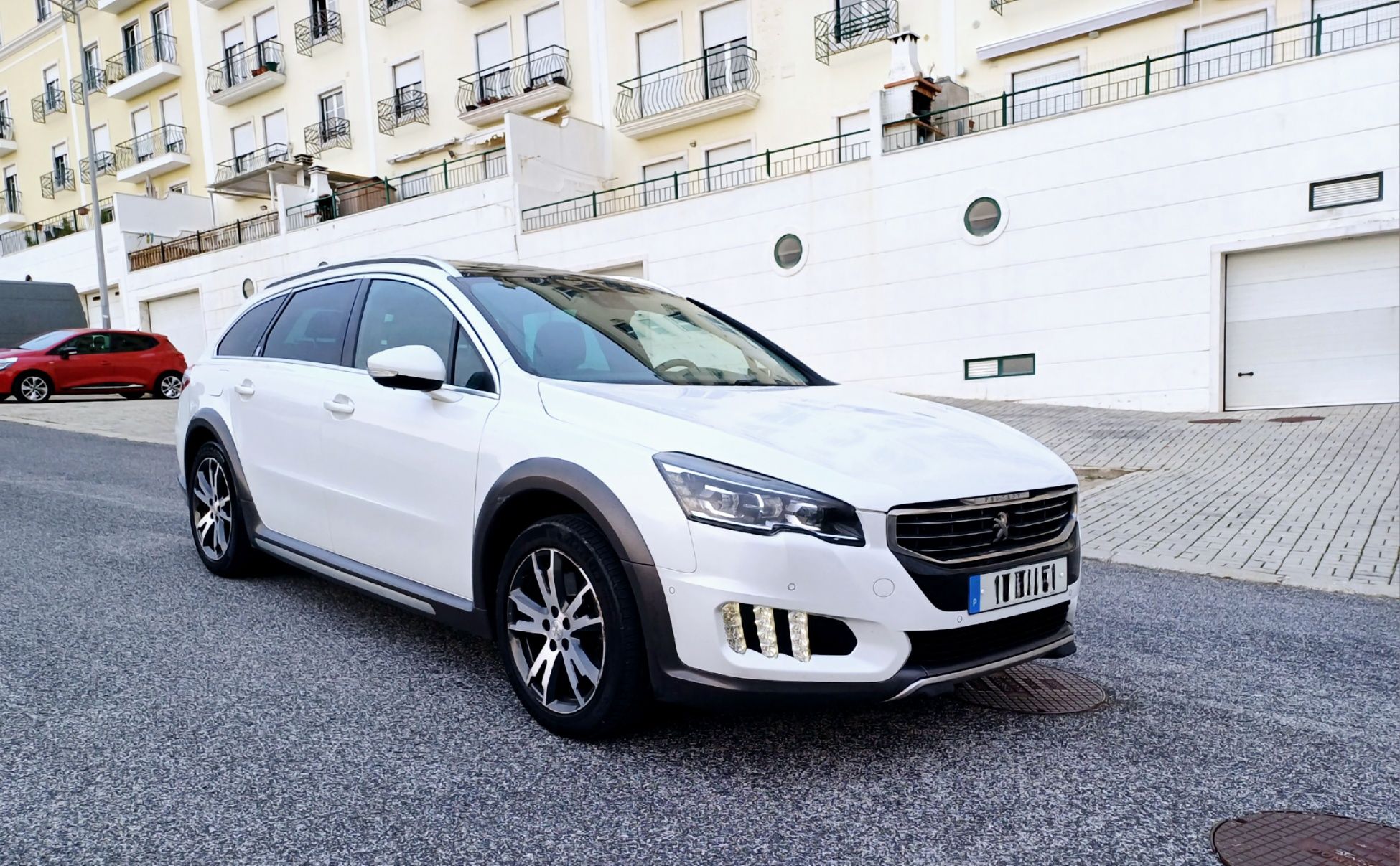 Peugeot 508 RXH HYBRID4 200cv