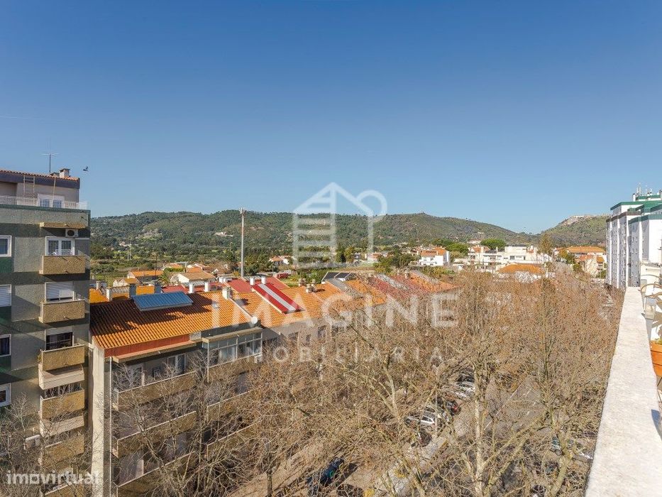 Imóvel para venda totalmente mobilado e equipado com terraço na Ave...