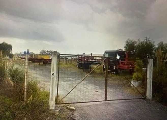 Terreno de 2.800 m2 para arrendar em Modivas