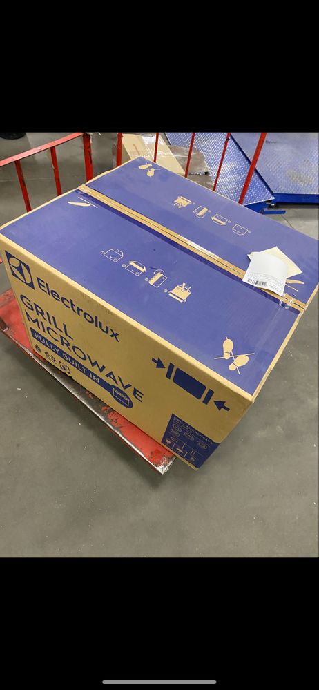 Мікрохвильовка вбудована з грилем Electrolux EMT25203C