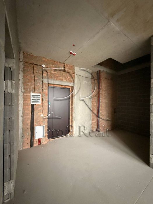 Продаж 4 кімн. квартири ЖК Варшавський/Родини Крістерів/Ретровіль