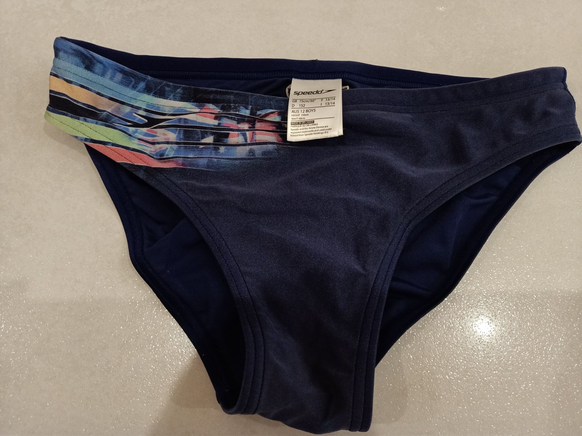 Kąpielówki slipki chłopięce Speedo rozm. 152 stan bdb-