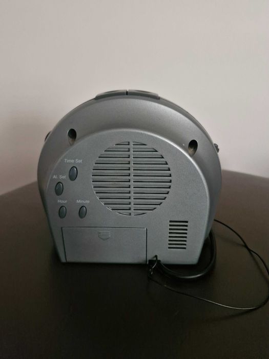 Radio z budzikiem