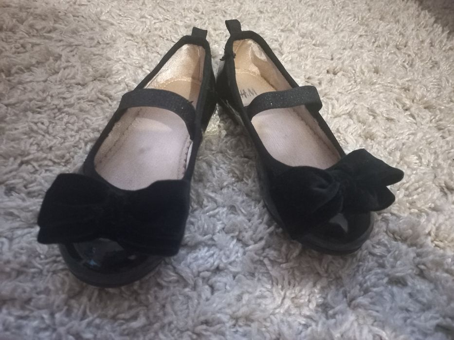 Балетки дитячі бренду Н₴М  25 розміру