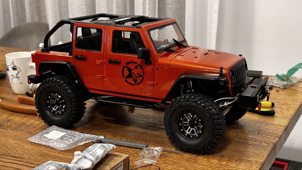 Podwozie SCX10 crawler 313mm CNC , bedlock .