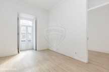 Apartamento T5 para arrendamento