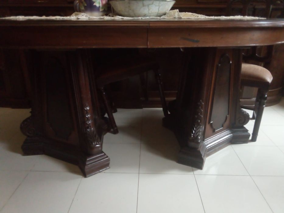 Mesa de sala de jantar