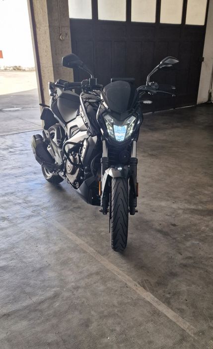 Dominar 400 – 2018 – 26.000 km – Ótimo estado