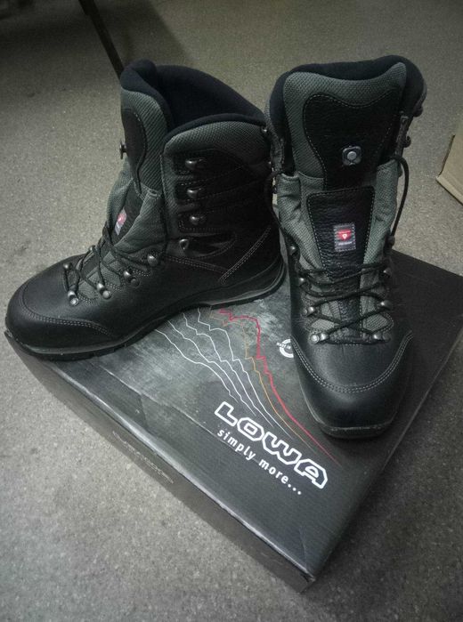 Черевики зимові чоловічі водостійкі Lowa Yukon Ice II GTX до -35