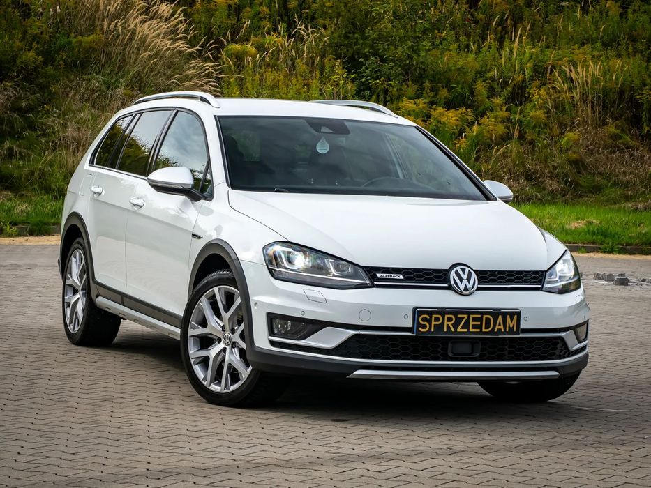 Volkswagen Golf Alltrack 2.0TDI 184KM DSG 4Motion 4x4 Webasto Grzana kierownica HAK