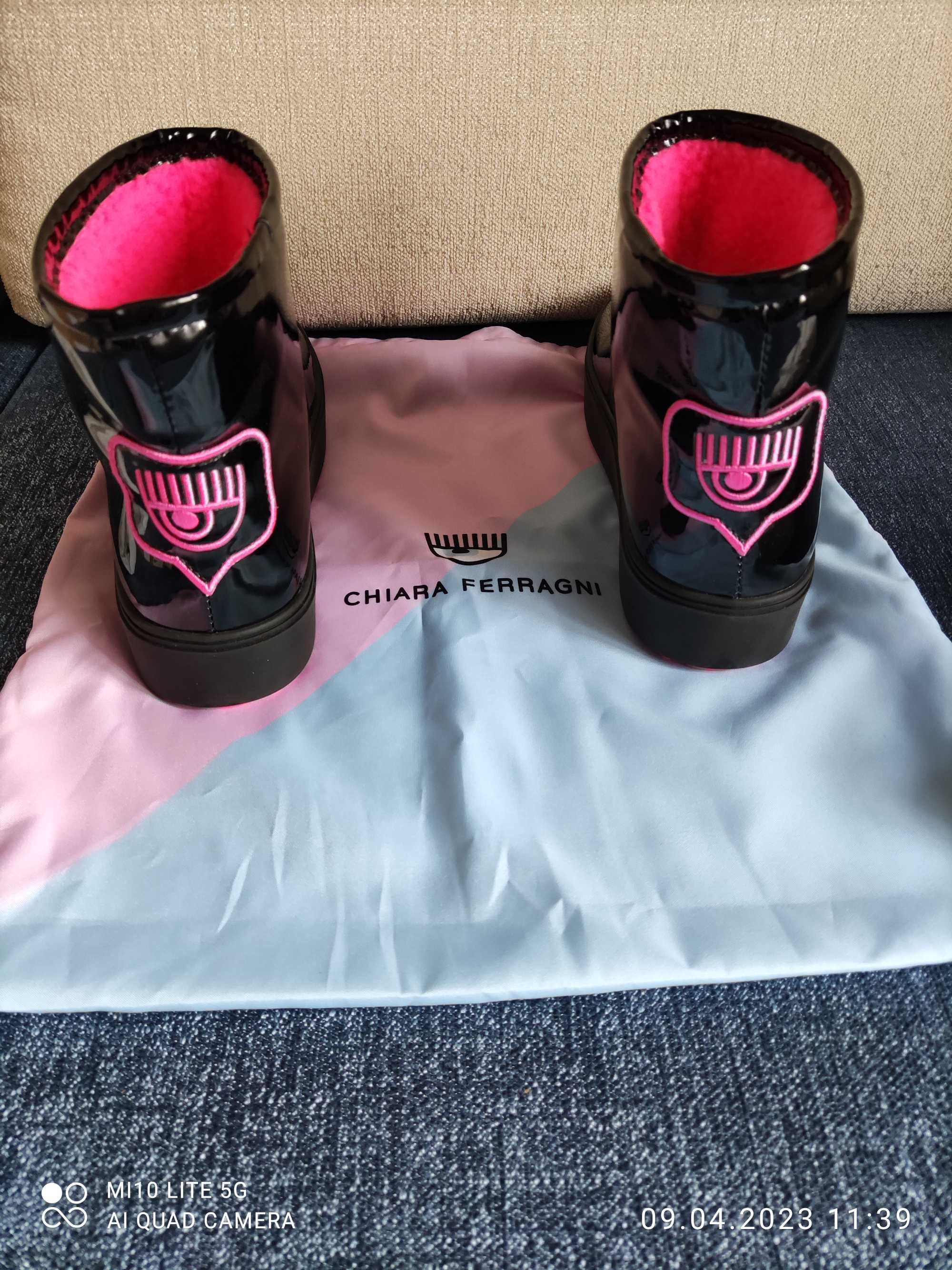 Сапожки Chiara Ferragni, Ugg, торг