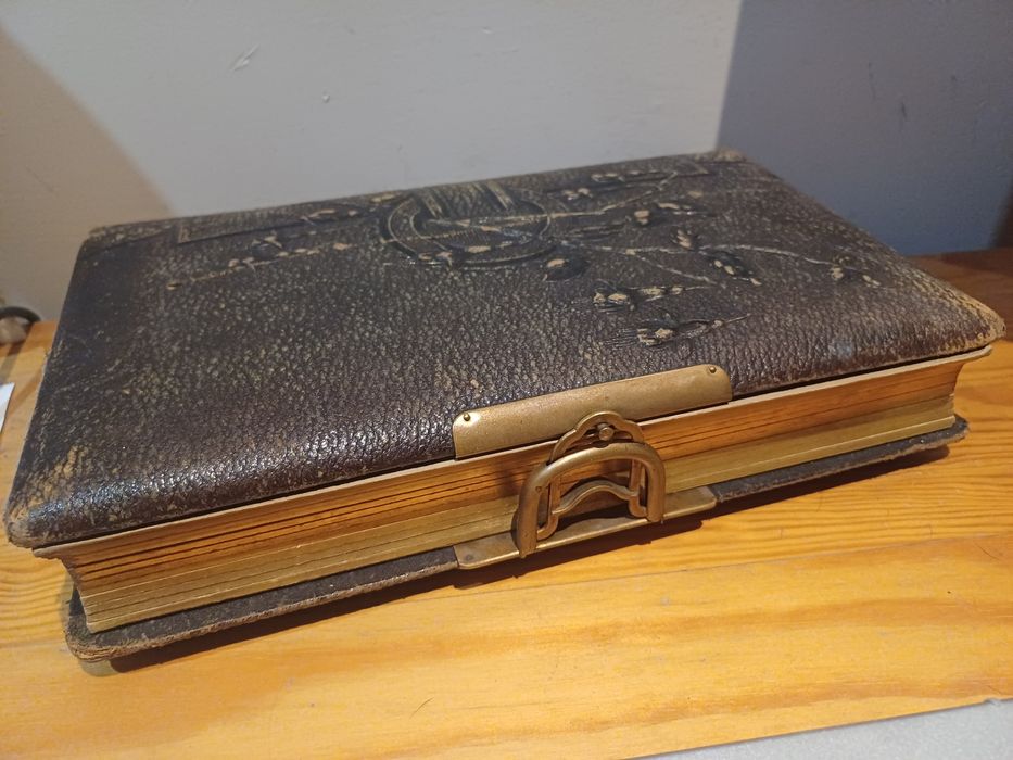 Stary album na zdjecia