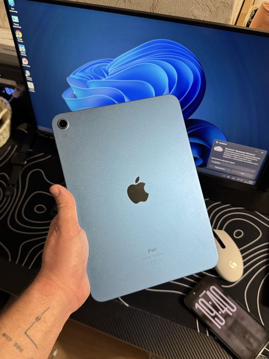 Apple iPad (10th Gen) 2022 Wi-Fi 64GB — модель A2696