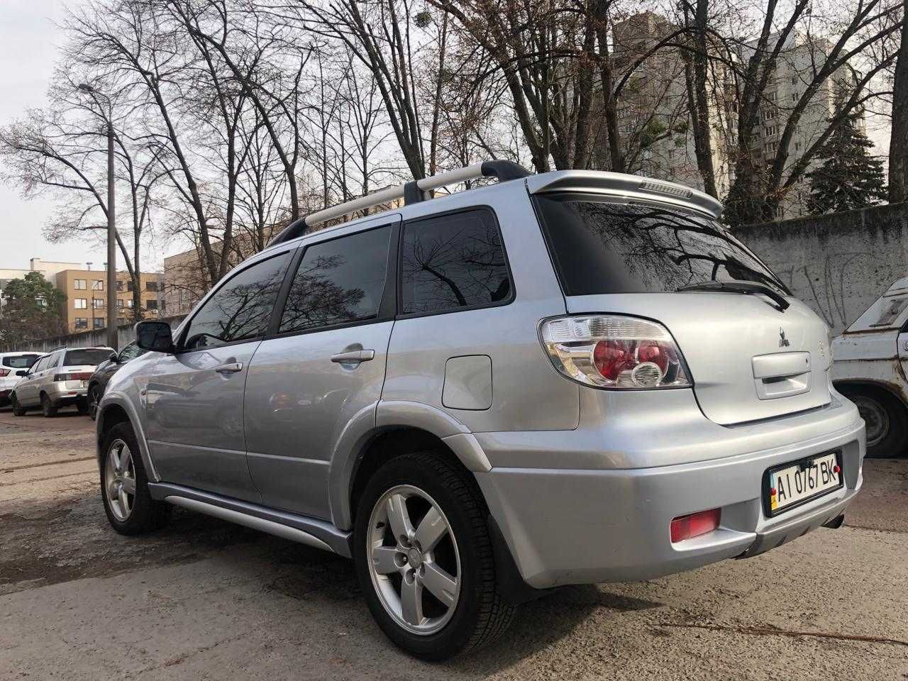 Єдиний автомобіль Mitsubishi Outlander з Cruise control