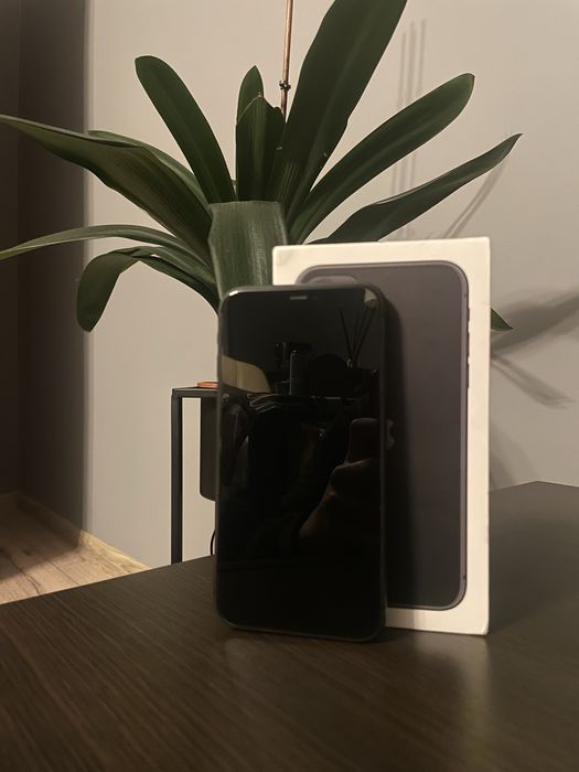 iPhone 11 128gb 83%