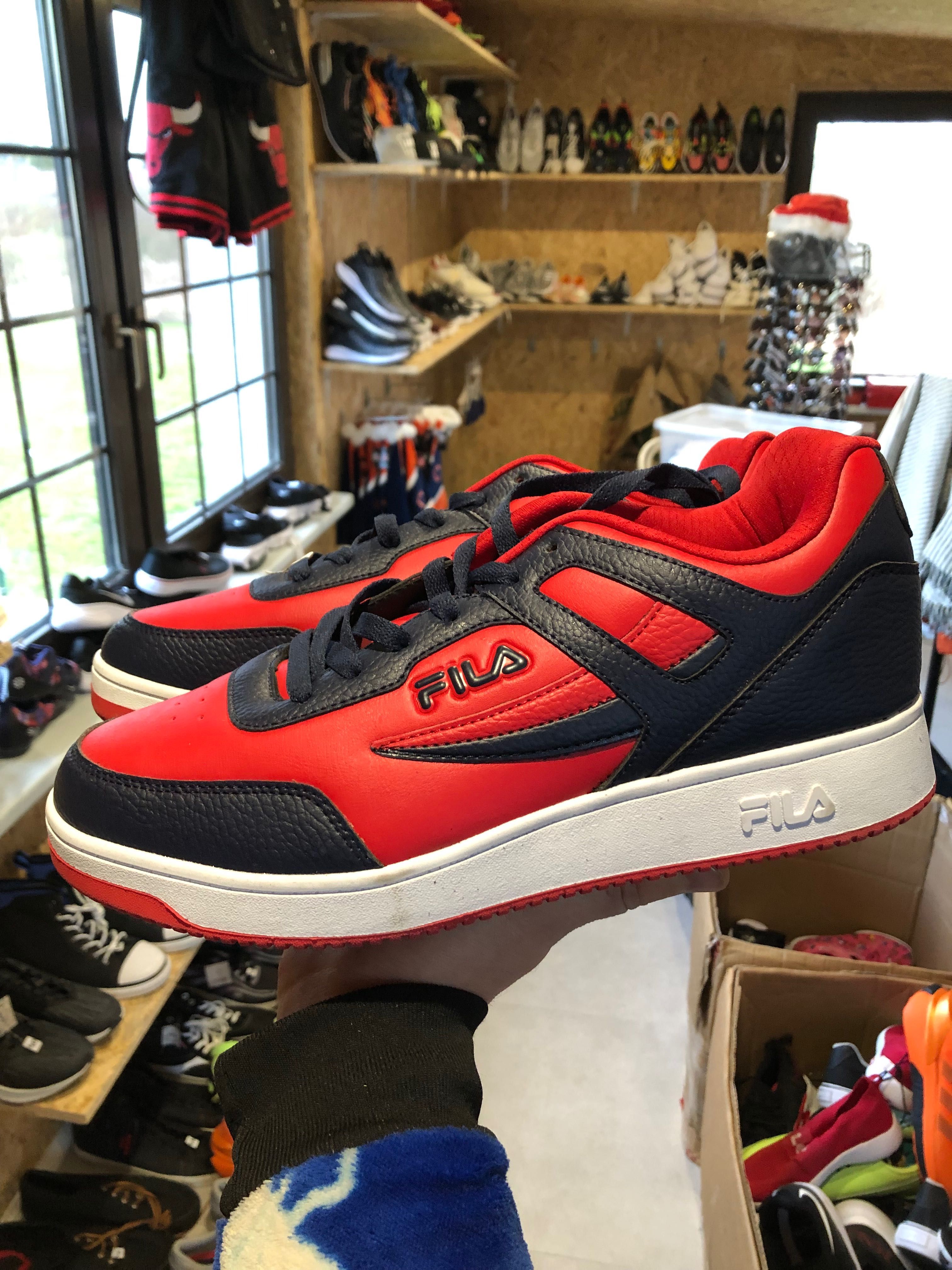 Buty sportowe z usa rozmiar 46