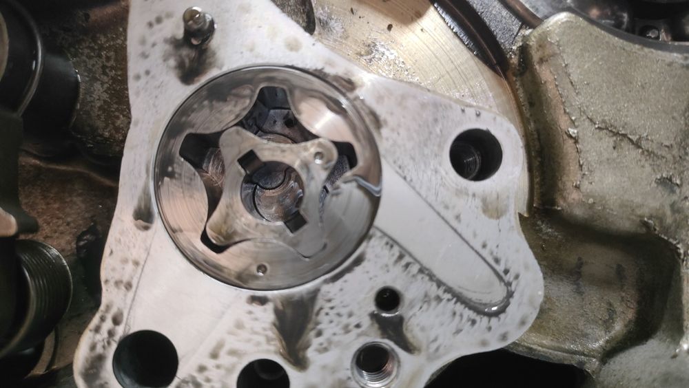 Wyprzedaż Yamaha xt350 silnik części silnik pompa cylinder