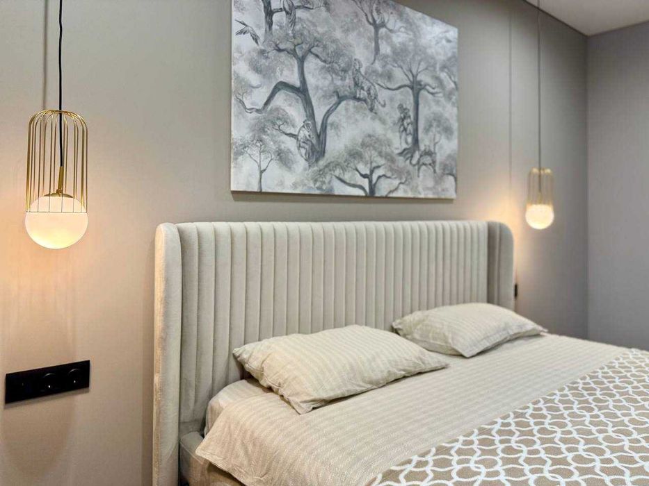 Стильна дизайнерська 1-к квартира в ЖК Липки, біля озера та парку