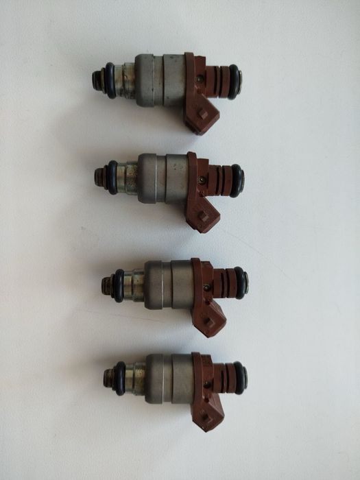 Форсунки паливні Chevrolet Lacetti 1.6 Корея . 9633226