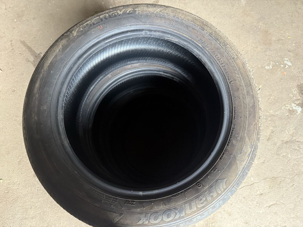 Резина HANKOOK 225 50 R17 2024 рік гриж нема 6.5 мм