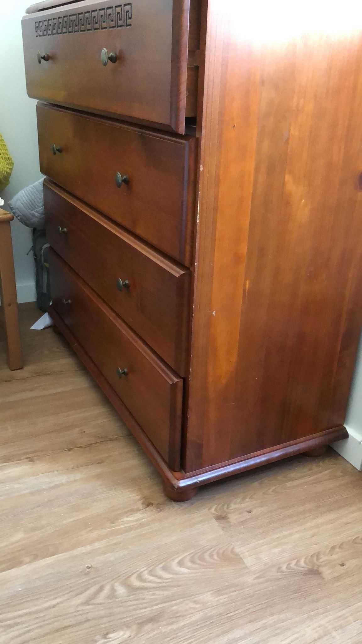 Cómoda e Mesa de Cabeceira (conjunto)
