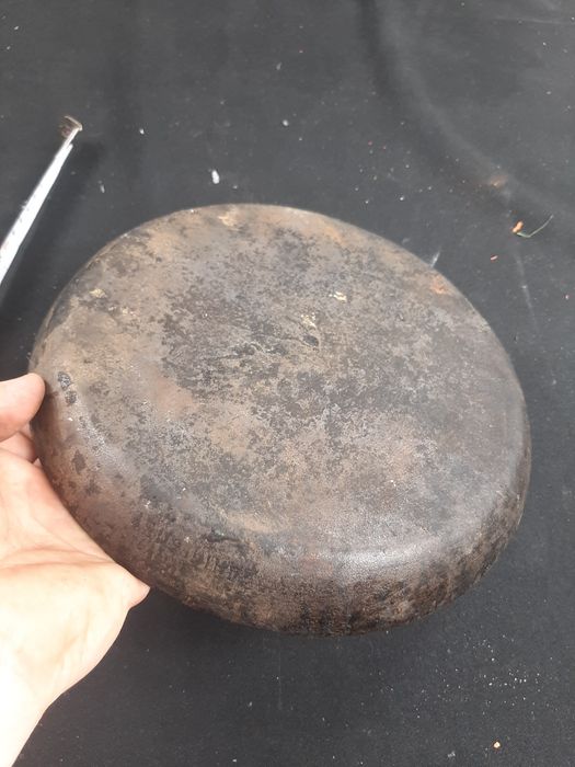 Сковорода чугунная - нержавейка