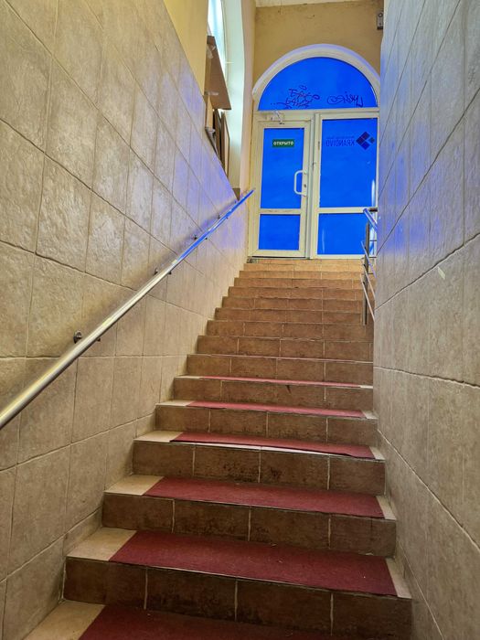 Соборна/Спаська 250 кв.м. прохідняк ціна 40000 грн/міс