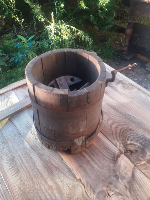 Stara maselnica drewniana zabytek