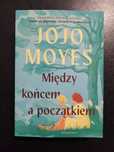 Książka Między końcem a początkiem, nowa