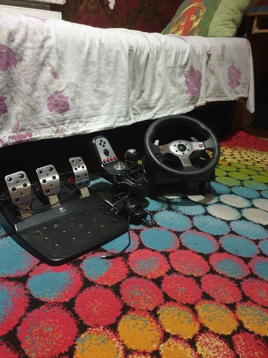 Руль Logitech g25