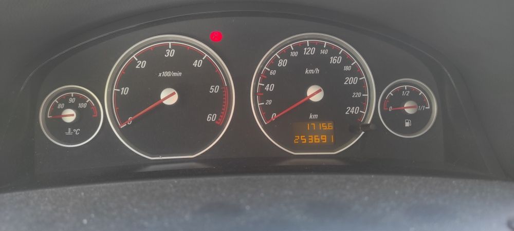 Opel Vectra C GTS 1.9 CDTI 150cv – 2005 – 260000 km