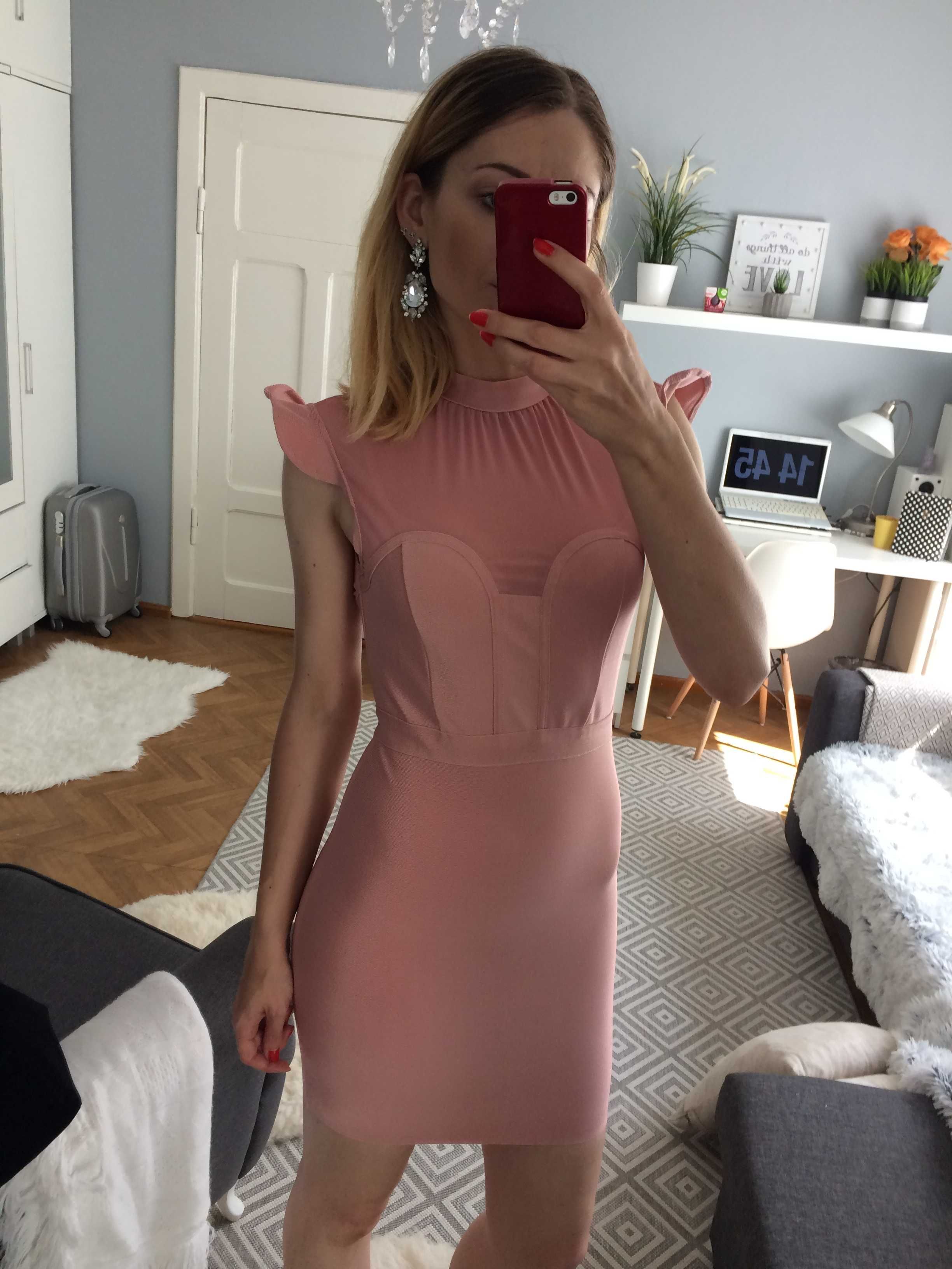 PLT sukienka różowa ołówkowa elegancka falbany mini 32 XXS 34 XS
