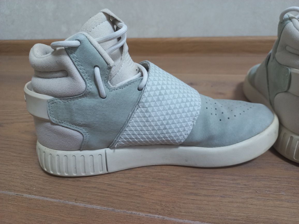 Ботинки кроссовки женские adidas tubular 36 размер