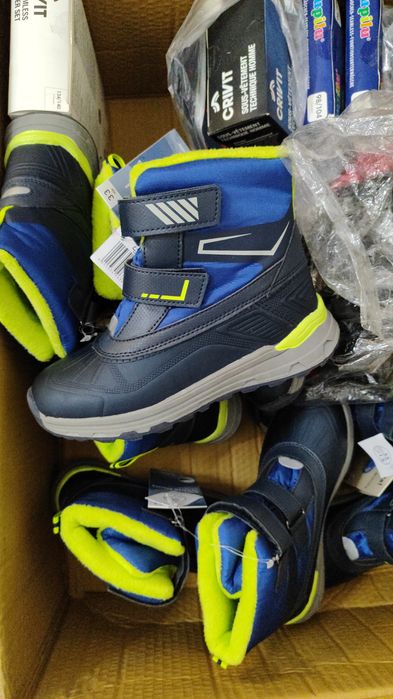 Сапоги-ботинки Немецкой фирмы Peperts отличного качества WATERPROOF.