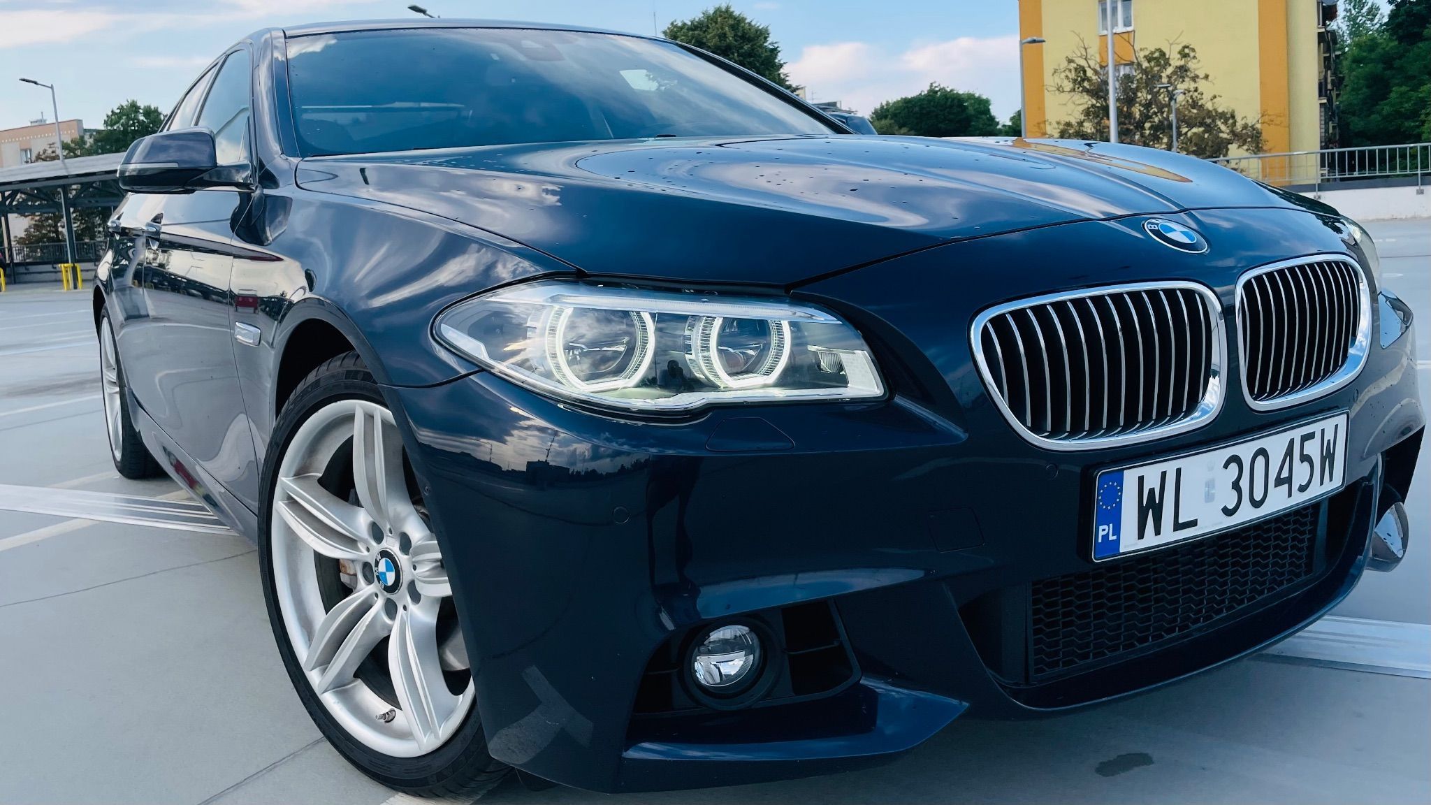 BMW Seria 5 BMW F10 550i xDrive 449KM Mpakiet USA