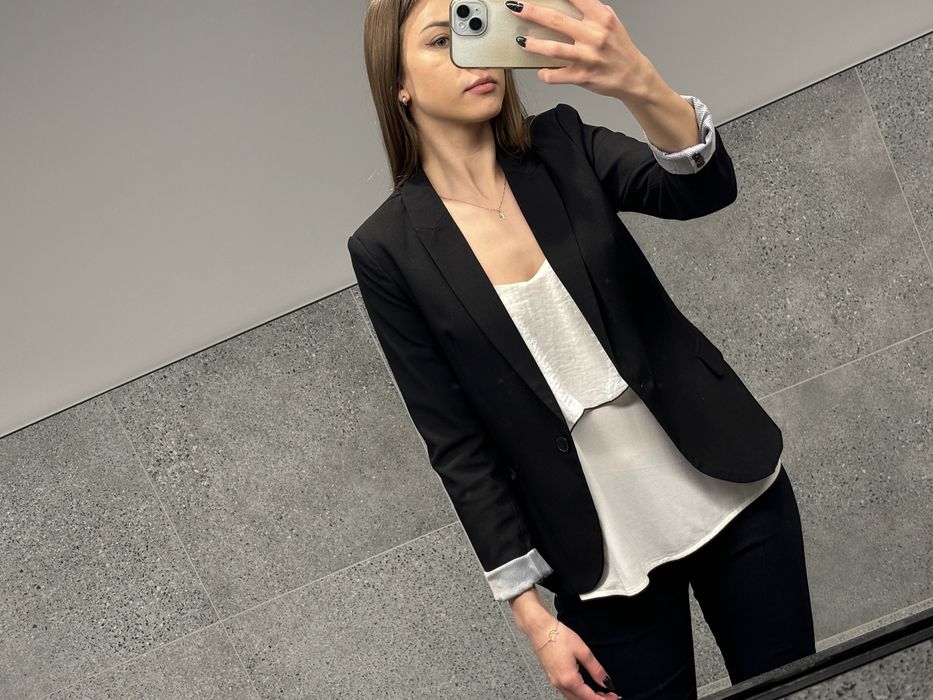 Klasyczny czarny żakiet marynarka elegancka biurowa do biura jak nowa