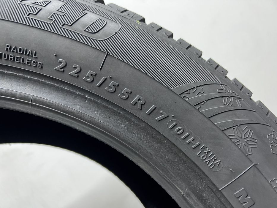 2шт зима 225/55/R17 2022р Dunlop SP Winter Sport 4D