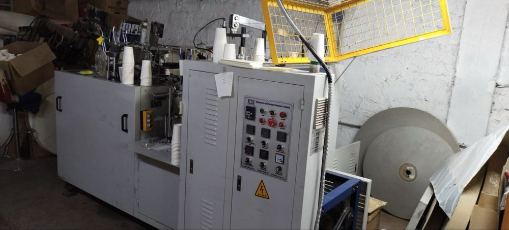 Діюче прибуткове виробництво одноразових паперових стаканів