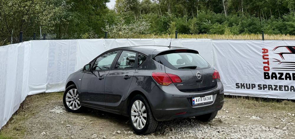 Opel Astra J 1.7 CDTI > Klima > 2010  > Alufelgi > Zadbany > Zamiana