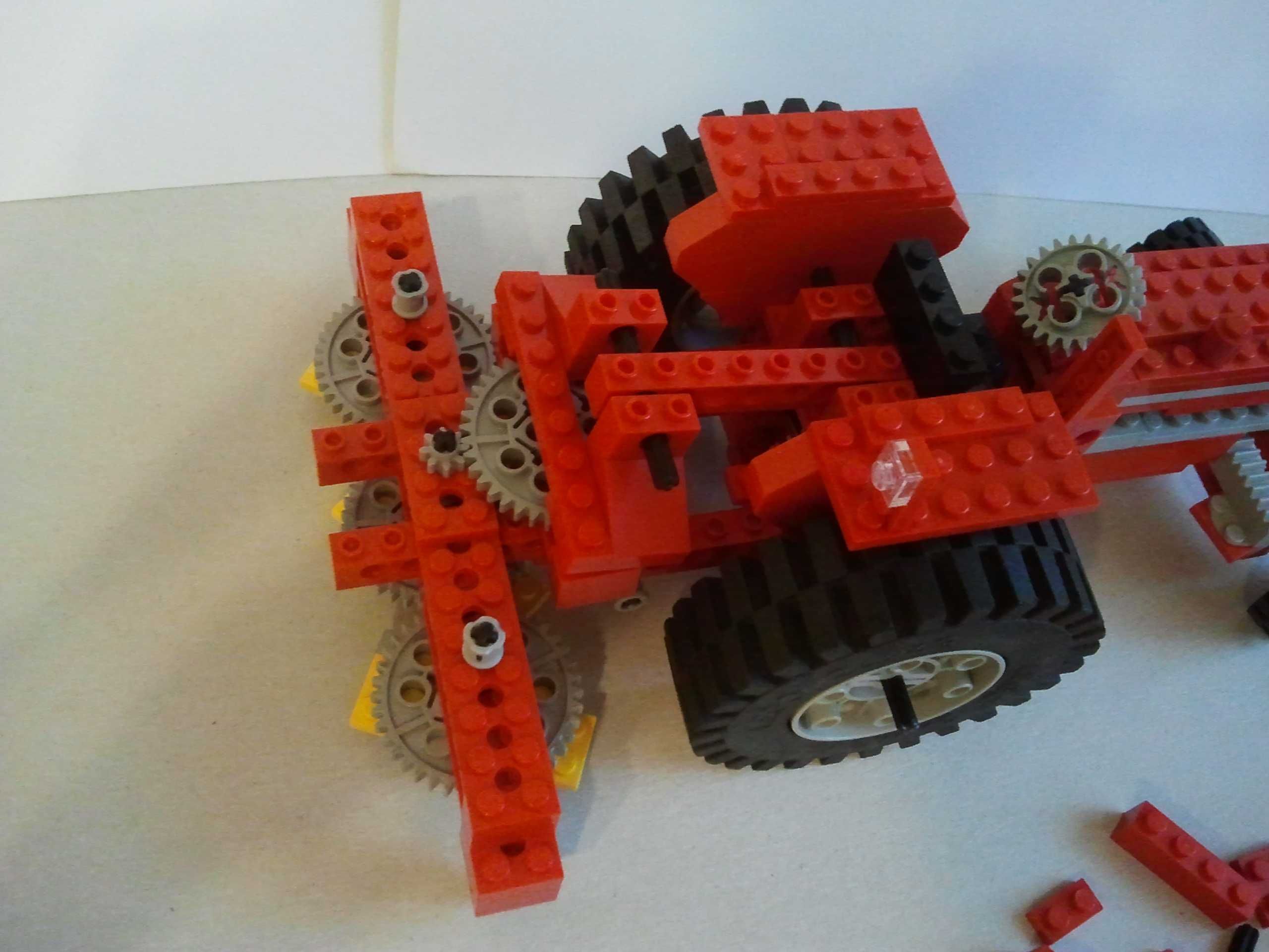 lego technic  tractor  nr  851