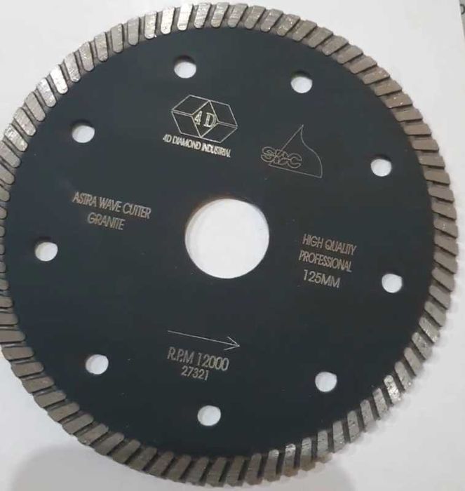 Rebarbadeira nova DeWalt