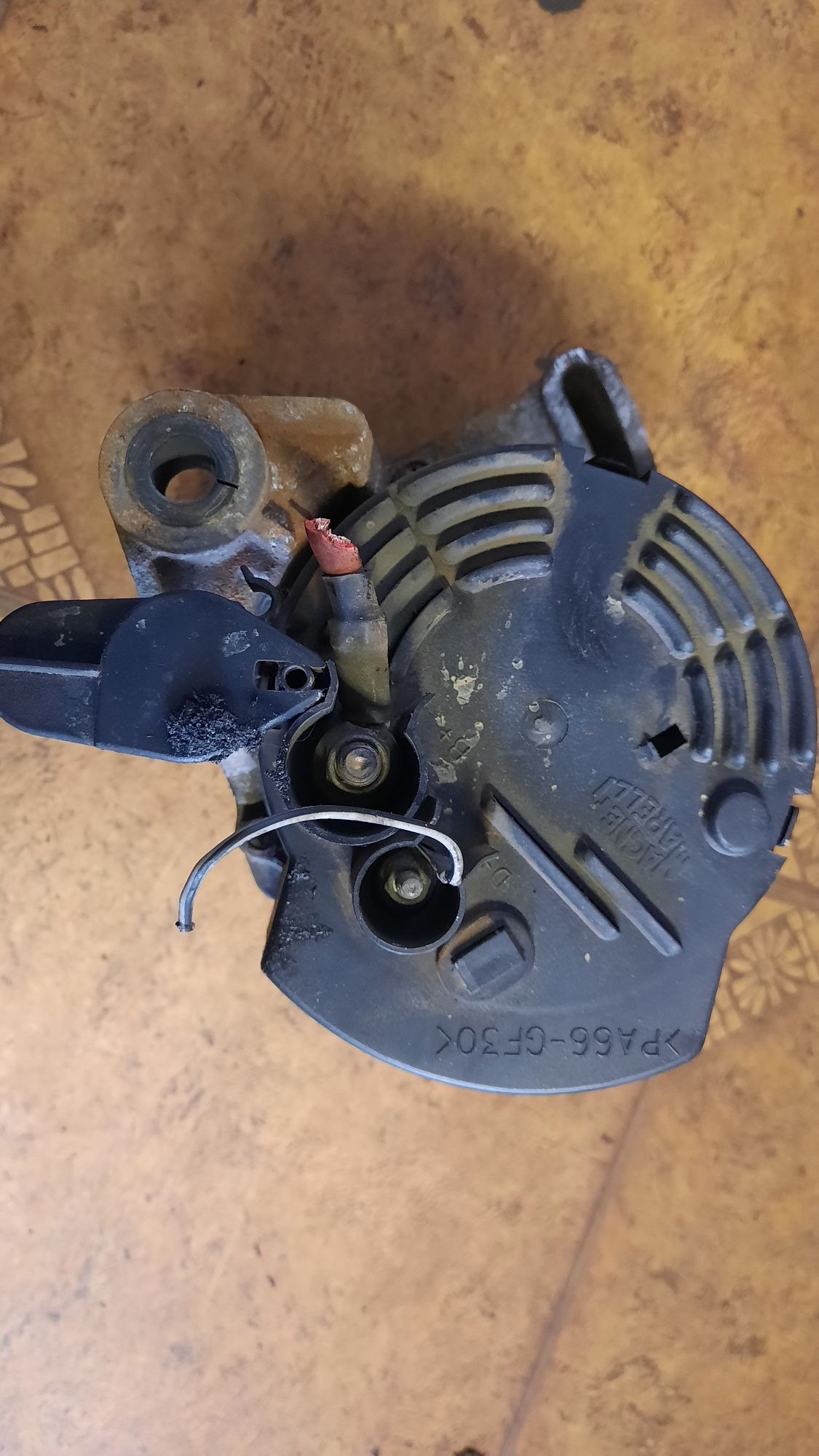 Alternator   Fiat Punto 1,2  1,1  633.216,04 A115. 75A