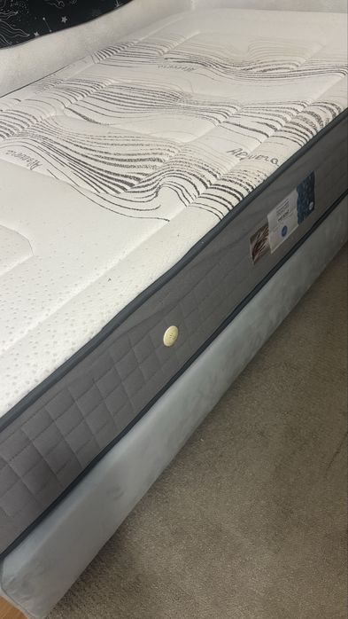 Cama Sommier + Colchao Viscoelastico como Novo 100X190