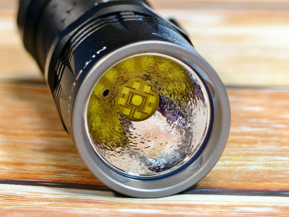 Nitecore EDC27 UHi EDC33 кишеньковий тактичний ліхтар 3100 люмен