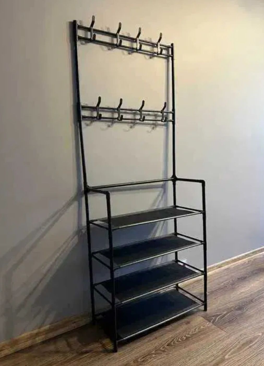 Wieszak Na Ubrania Ma Buty Loftowy Desing z Półkami i Haczykami