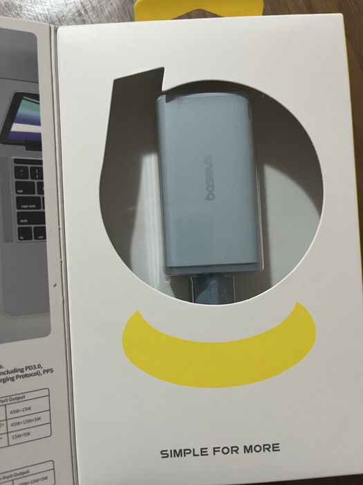 Зарядний блок Baseus GaN6 Pro 65 Вт