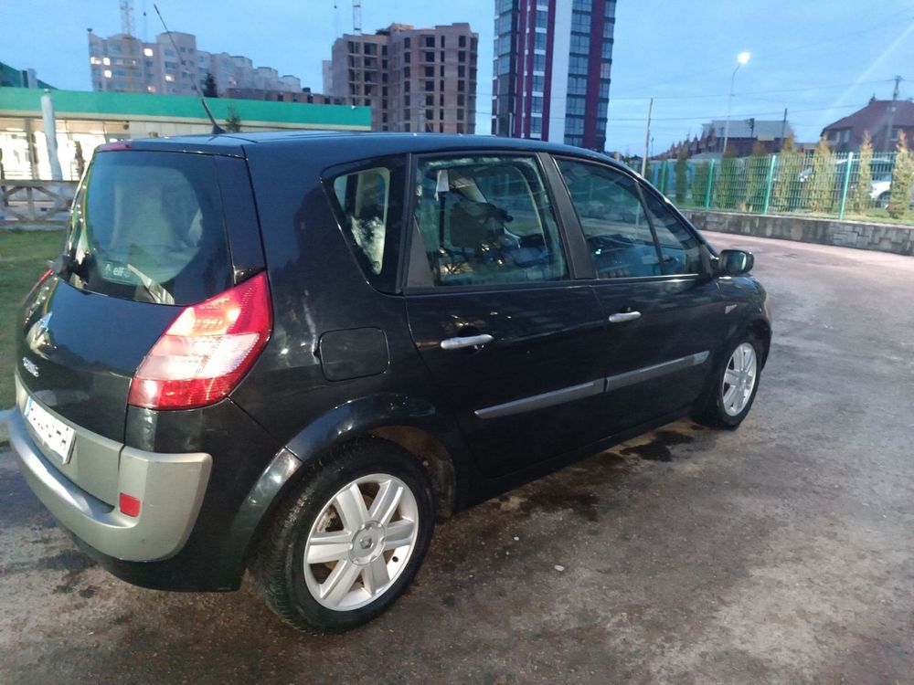 Продам Renault Scenic  2003