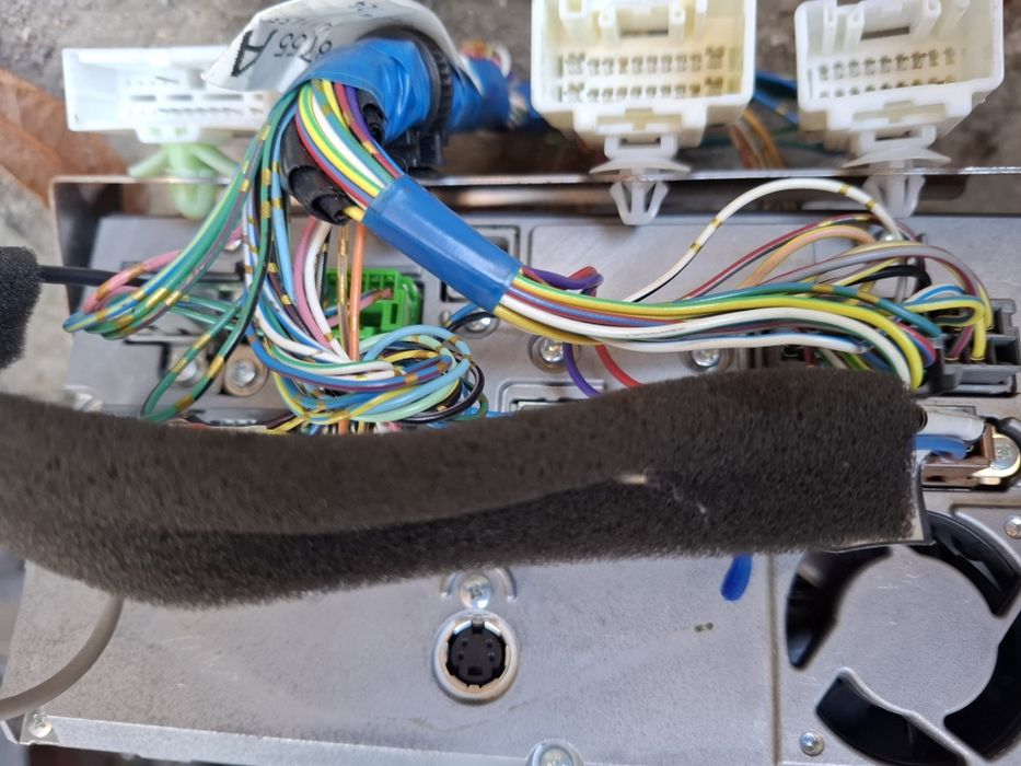 Citroen C-Crosser Outlander II Peugeot 4007 Radio Nawigacja 8750A139