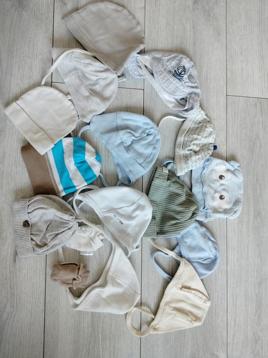 Czapeczki dla niemowlaka