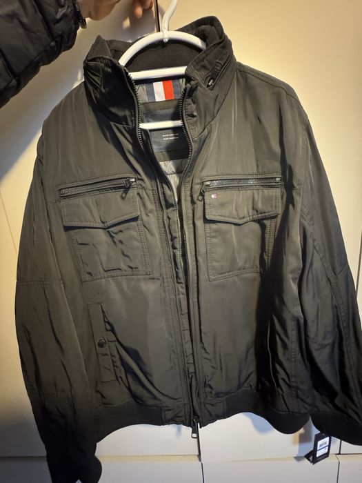 Куртка чоловіча нова Бренд Tommi Hilfiger зима  осінь гарна практична
